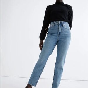 Madewell Curvy Perfect Vintage Straight Jean in Hoye Wash